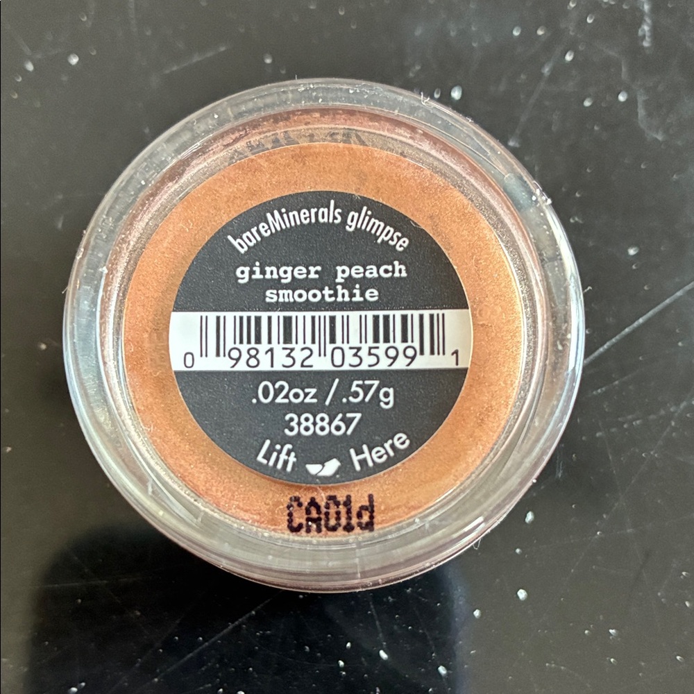 bareMinerals i.d. Is ginger peach Mineral Makeup in Black